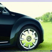 2013 volkswagen beetle fender edition wheel 175x175 at Volkswagen History & Photo Gallery