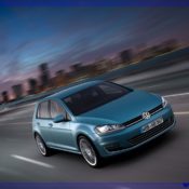 2013 volkswagen golf vii blue 175x175 at Volkswagen History & Photo Gallery