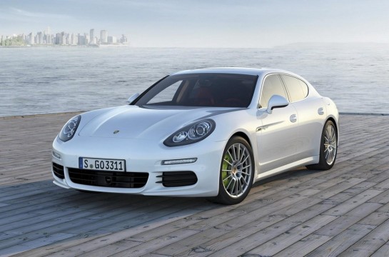 2014 Porsche Panamera Facelift 5 545x360 at 2014 Porsche Panamera S E Hybrid Teased in Video