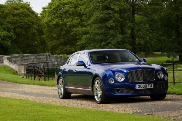 Bentley China 3 600x400 at New Bentley Flying Spur Makes Chinese Debut