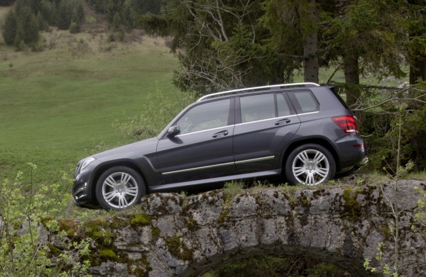 GLK 250 4MATIC 600x391 at Mercedes GLK 250 4MATIC Announced with New 4 Cylinder Engine