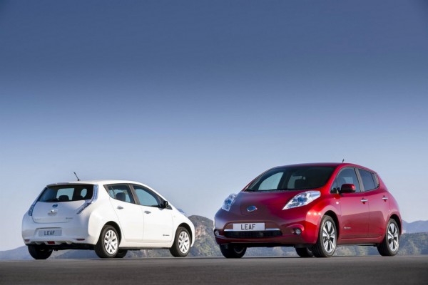 Nissan LEAF 1 600x400 at Improved Nissan LEAF Launches in the UK