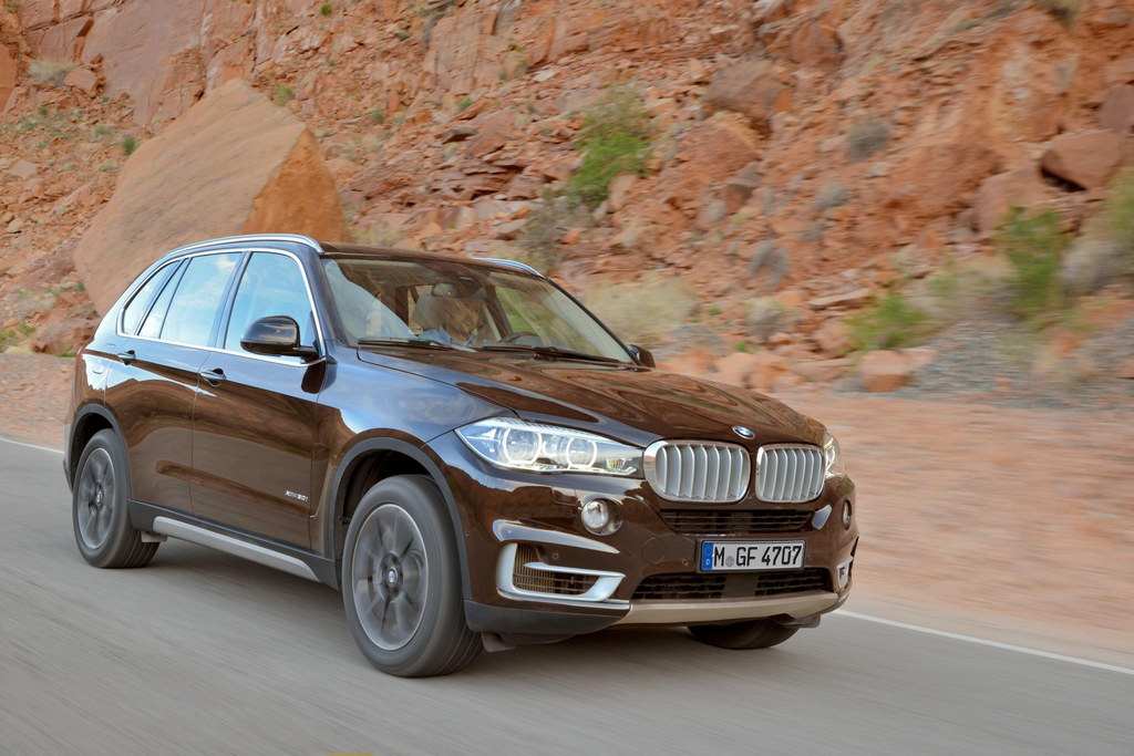 BMW X5 Facelift 1 at 2014 BMW X5 Revealed 