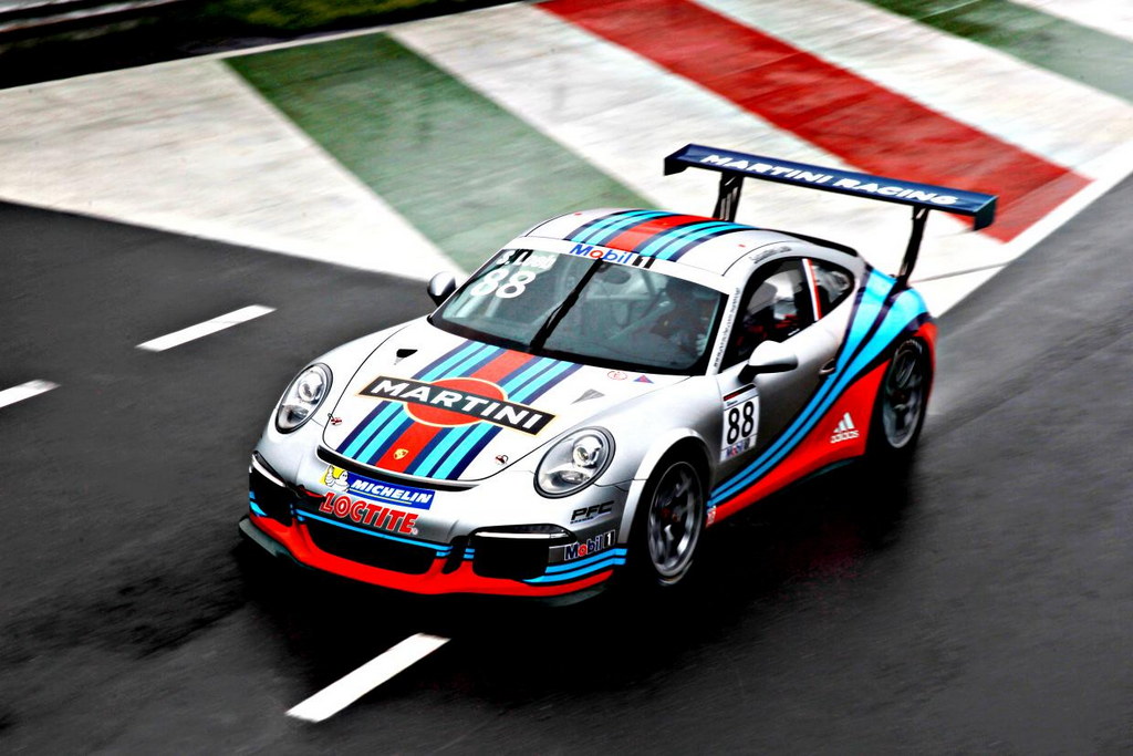 Martini and Porsche 1 at Martini and Porsche Renew Motorsport Partnership