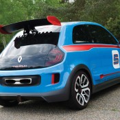 Renault TwinRun concept 3 175x175 at TwinRun: A Mad Little Concept By Renault