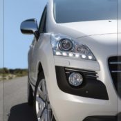 2011 peugeot 3008 hybrid4 front 4 175x175 at Peugeot History & Photo Gallery