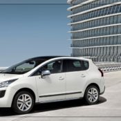 2011 peugeot 3008 hybrid4 limited side 175x175 at Peugeot History & Photo Gallery