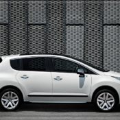 2011 peugeot 3008 hybrid4 limited side 2 175x175 at Peugeot History & Photo Gallery