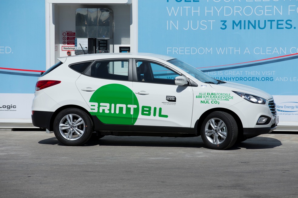 Hyundai ix35 Fuel Cell at First Batch Of Hyundai ix35 Fuel Cell Vehicles Delivered In Europe