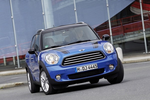 mini all4 1 600x400 at MINI Cooper Countryman and Paceman Get ALL4