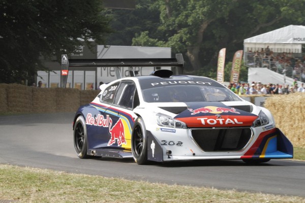 Peugeot at the 2013 Goodwood Festival of Speed 0 600x400 at Goodwood FoS: Peugeot 208 T16 Sets Record