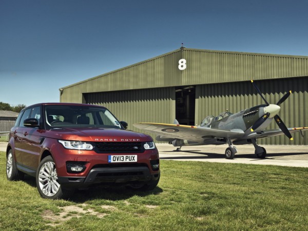 Range Rover Sport vs The Spitfire 2 600x450 at English Civil War: Range Rover Sport vs The Spitfire