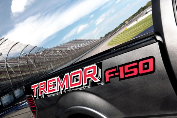 Ford F 150 Tremor Pace Car 2 600x400 at 2014 Ford F 150 Tremor To Pace NASCAR Trucks Race