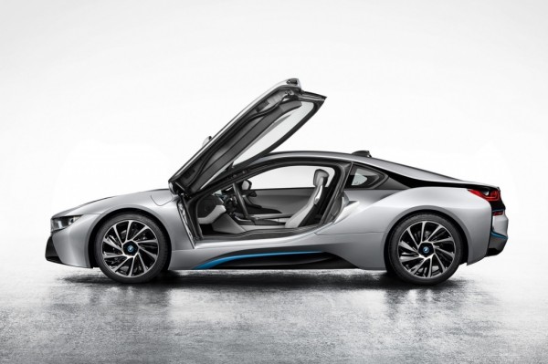 2014 BMW i8 1 600x399 at 2014 BMW i8 Hybrid: First Official Pictures