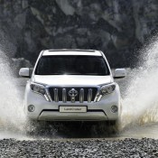 2014 Toyota Land Cruiser 3 175x175 at 2014 Toyota Land Cruiser Revealed: Specs and Details
