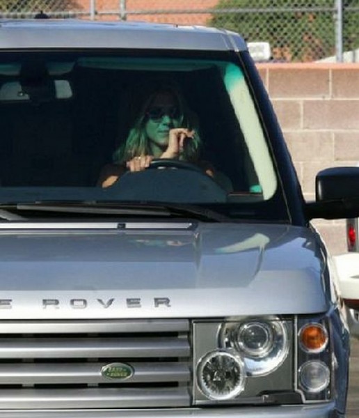 hollywood4 516x600 at Hollywood’s Highest Paid Actresses’ Cars