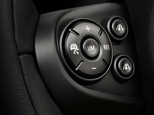 2015 MINI Driver Assist Systems 2 600x448 at 2015 MINI Driver Assist Systems Revealed