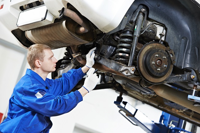 Car Mechanic III at Dealing With the Cost of Urgent Vehicle Repairs