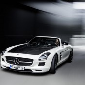 Mercedes SLS GT Final Edition 5 175x175 at Mercedes SLS GT Final Edition: Official Pictures and Details