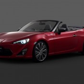 Toyota GT86 Cabrio Shows Up in Red 3 175x175 at Toyota GT86 Cabrio Shows Up in Red