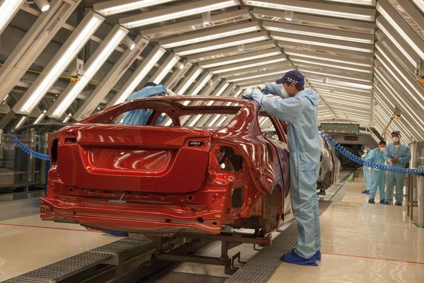 Volvo S60L Long Wheelbase 2 600x400 at Volvo S60L Long Wheelbase Production Begins in China
