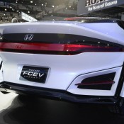 honda fcev 3 175x175 at Honda FCEV Concept Unveiled at Los Angeles Auto Show