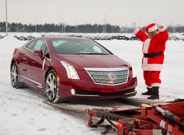 Cadillac ELR Delivery 1 600x440 at Cadillac ELR Hits the Showrooms in Time for Christmas