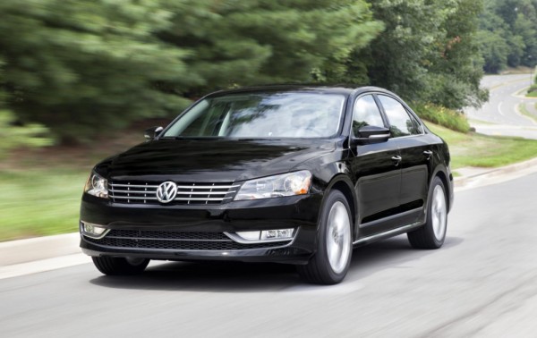 Passat18TSELaction5 600x378 at Americans Bought 100,000 VW Diesel Cars This Year