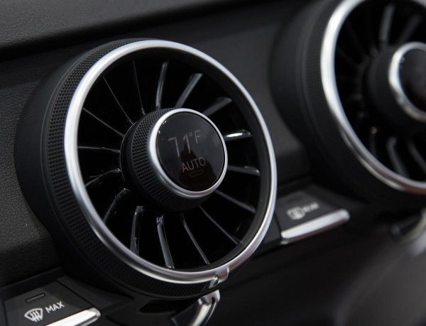 2015 Audi TT Interior 3 600x459 at 2015 Audi TT Interior Revealed at CES