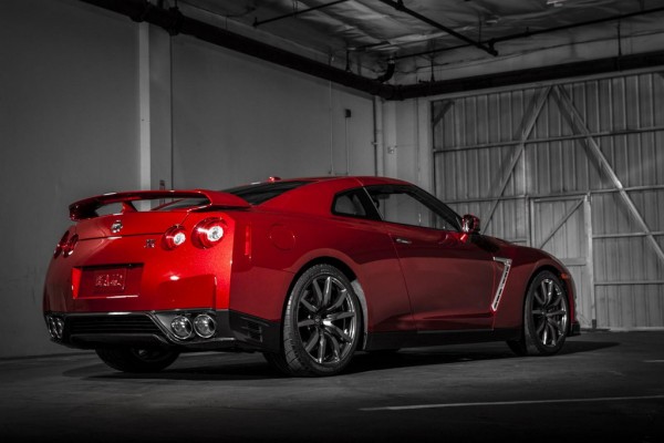 2015 Nissan GT R 2 600x400 at 2015 Nissan GT R Priced from $101,770 (US)