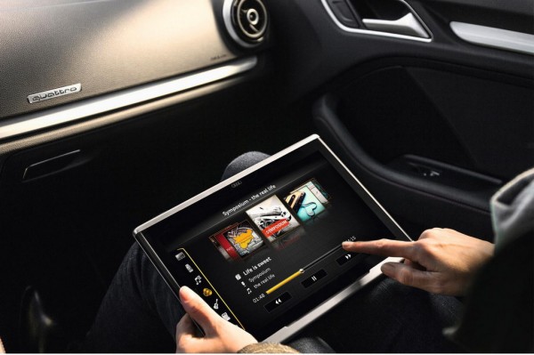 Audi Tablet 1 600x399 at Audi Tablet Lets Passengers Control Your Car’s Features
