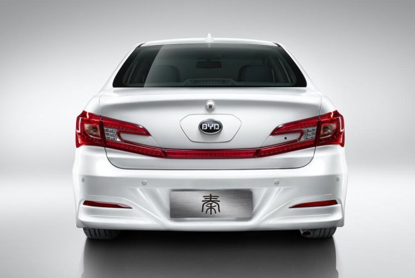 BYD Qin Hybrid 2 600x402 at BYD Qin Hybrid Launched in China, Comes to Europe in 2015