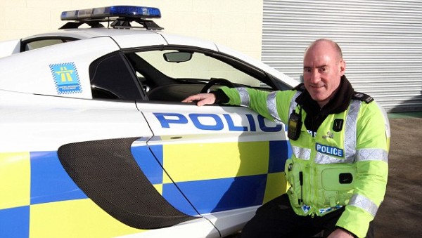 McLaren 12C Patrol Car 3 600x339 at UK Police Gets McLaren 12C Patrol Car