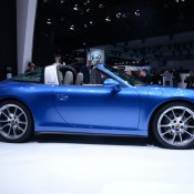 Porsche 911 Targa NAIAS 4 175x175 at Porsche 911 Targa Roof Operation Seems Needlessly Complicated