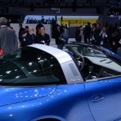 Porsche 911 Targa NAIAS 6 175x175 at Porsche 911 Targa Roof Operation Seems Needlessly Complicated