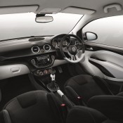 Vauxhall Adam Black and White 4 175x175 at Vauxhall Adam Black and White Edition Announced