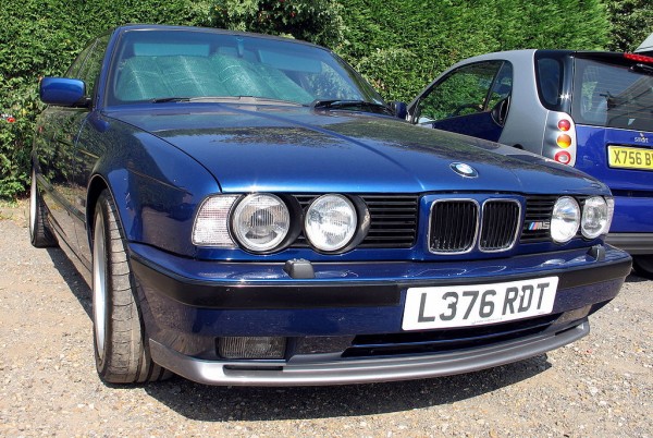 1988 BMW E34 M5 600x402 at 40 Years of BMW “M” History