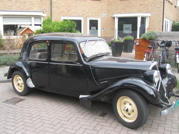 Citroen Traction Avant – Gangster Car 600x450 at Most Famous Car Nicknames in History