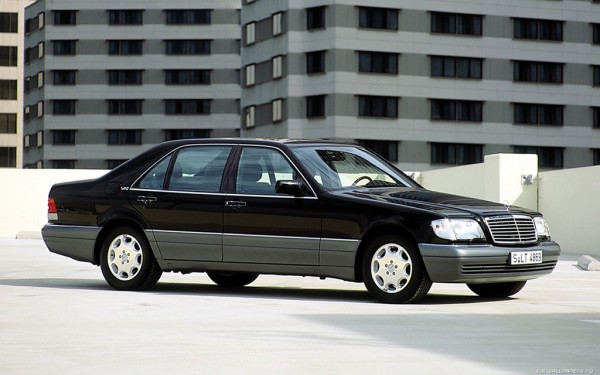 Mercedes Benz S Class w140 600x375 at History of Mercedes Luxury Limousines: 1903   2013