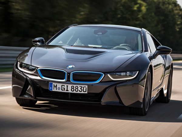 2014 BMW i8 Official 1 600x450 at 2014 BMW i8 Final Specs: 360 hp and 135 mpg 