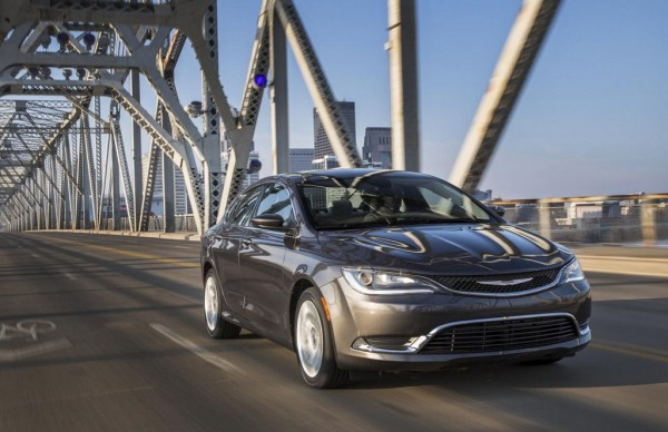 2015 Chrysler 200 EPA 600x388 at 2015 Chrysler 200 EPA Ratings Announced