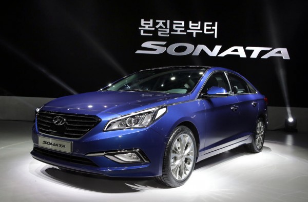 2015 Hyundai Sonata Official 0 600x394 at 2015 Hyundai Sonata Unveiled in Korea