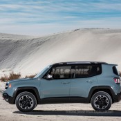 2015 Jeep Renegade Leak 2 175x175 at First Look: 2015 Jeep Renegade 