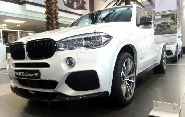 BMW X5 M Performance 0 600x381 at 2014 BMW X5 M Performance at Abu Dhabi Motors