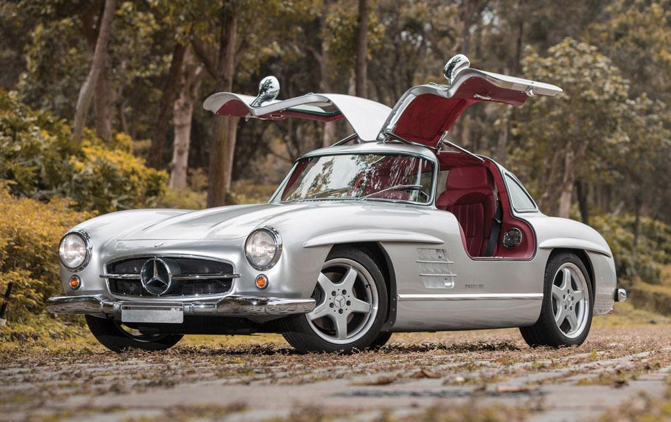 Mercedes 300 SL Gullwing AMG V8 0 at 1954 Mercedes 300 SL Gullwing AMG V8 Up for Grabs