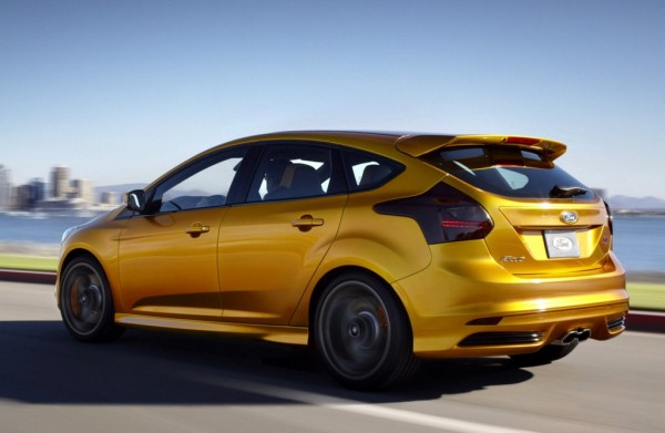 ford focus st 600x391 at Ford Focus ST Diesel to Rival Golf GTD