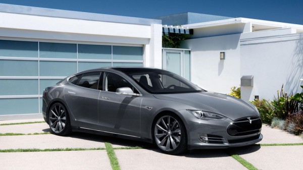 model s photo gallery 08 600x337 at Tesla Model S Gets Titanium Underbody Shield for Fire Protection
