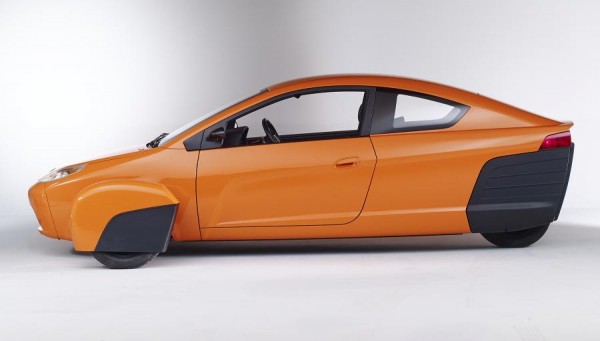 elio side 600x341 at No Joke: Elio City Car Is Cleaner Than Cow Fart!