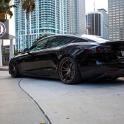 HRE Tesla S 1 175x175 at Tesla Model S with HRE Wheels Looks Bitchin!