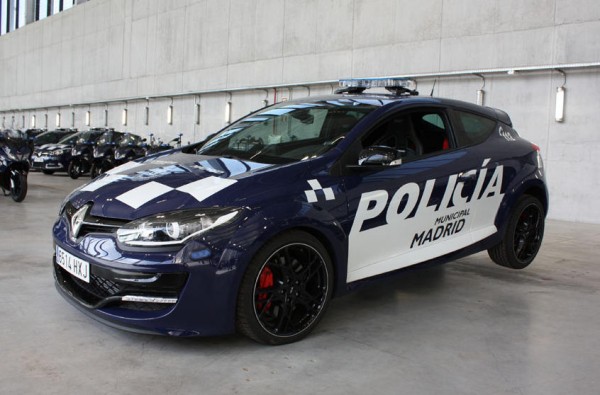 Renault Megane RS Police 0 600x395 at 2014 Renault Megane RS Joins Madrid Police Force